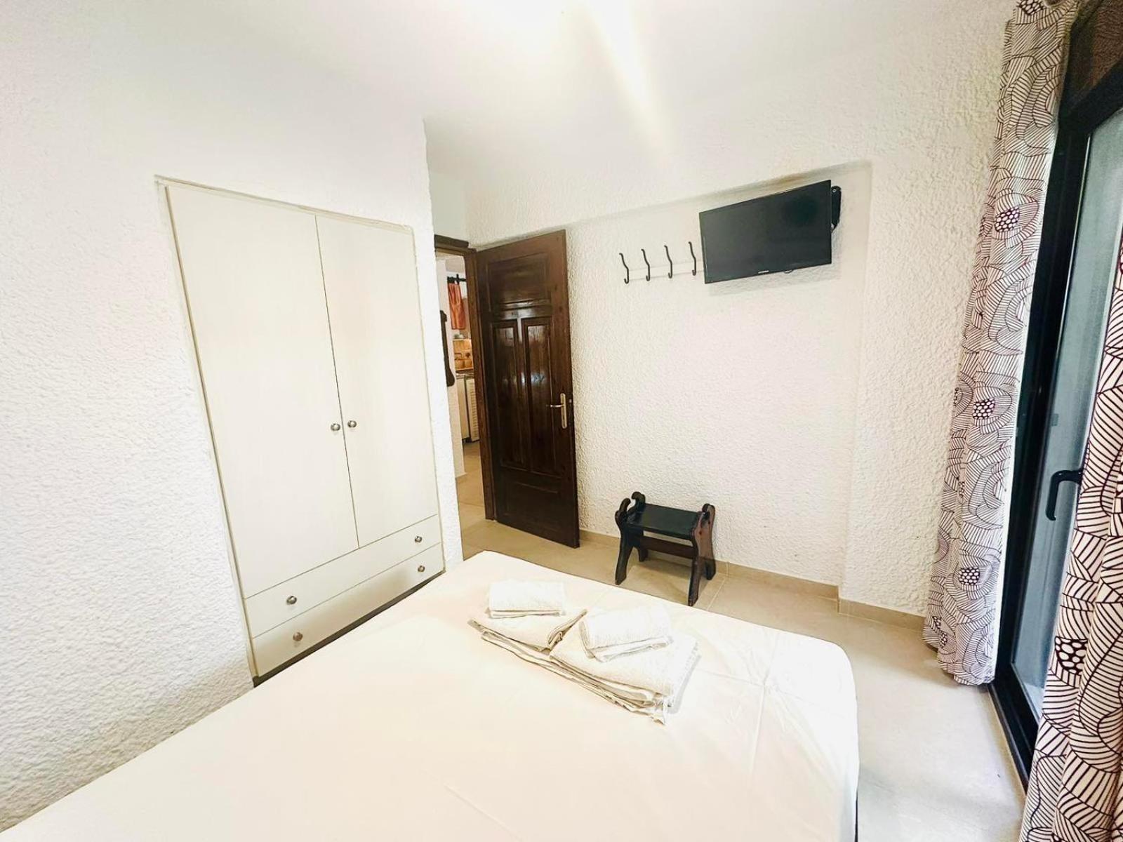 Argo Apartments เนอาโปติไดอา ห้อง รูปภาพ