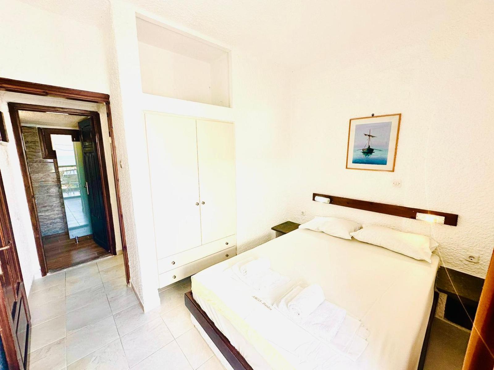 Argo Apartments เนอาโปติไดอา ห้อง รูปภาพ