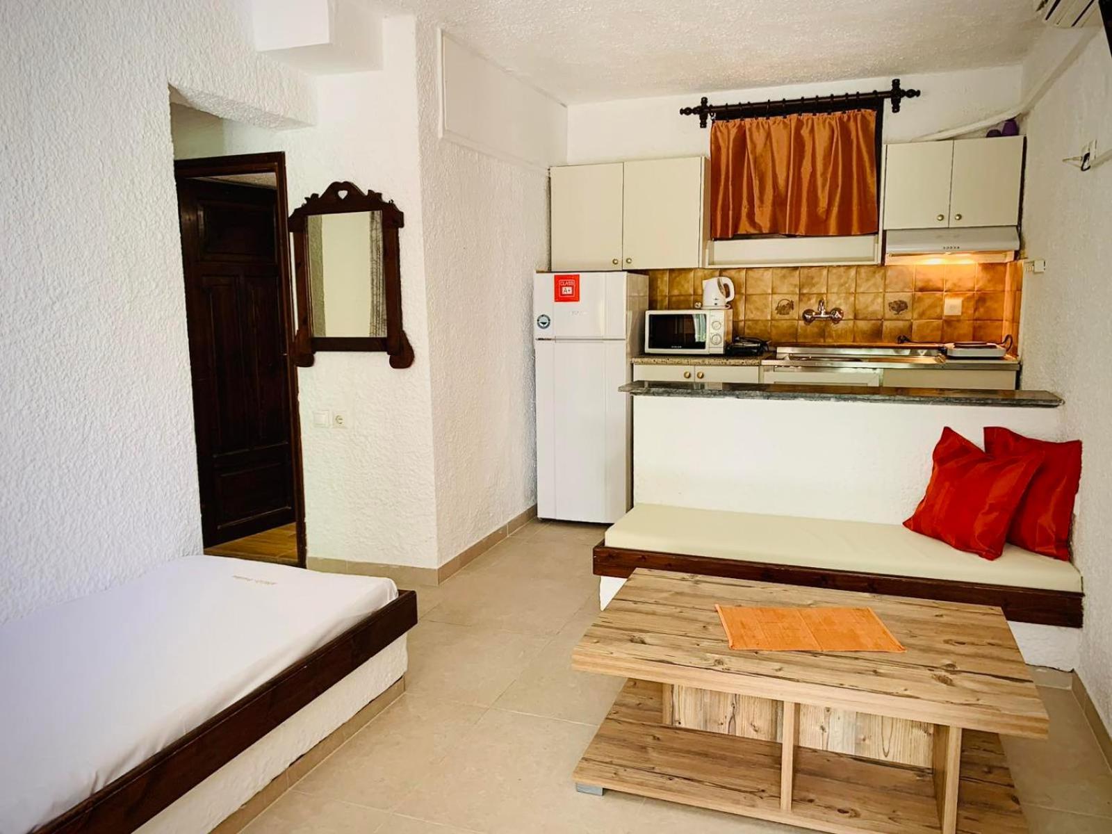 Argo Apartments เนอาโปติไดอา ห้อง รูปภาพ