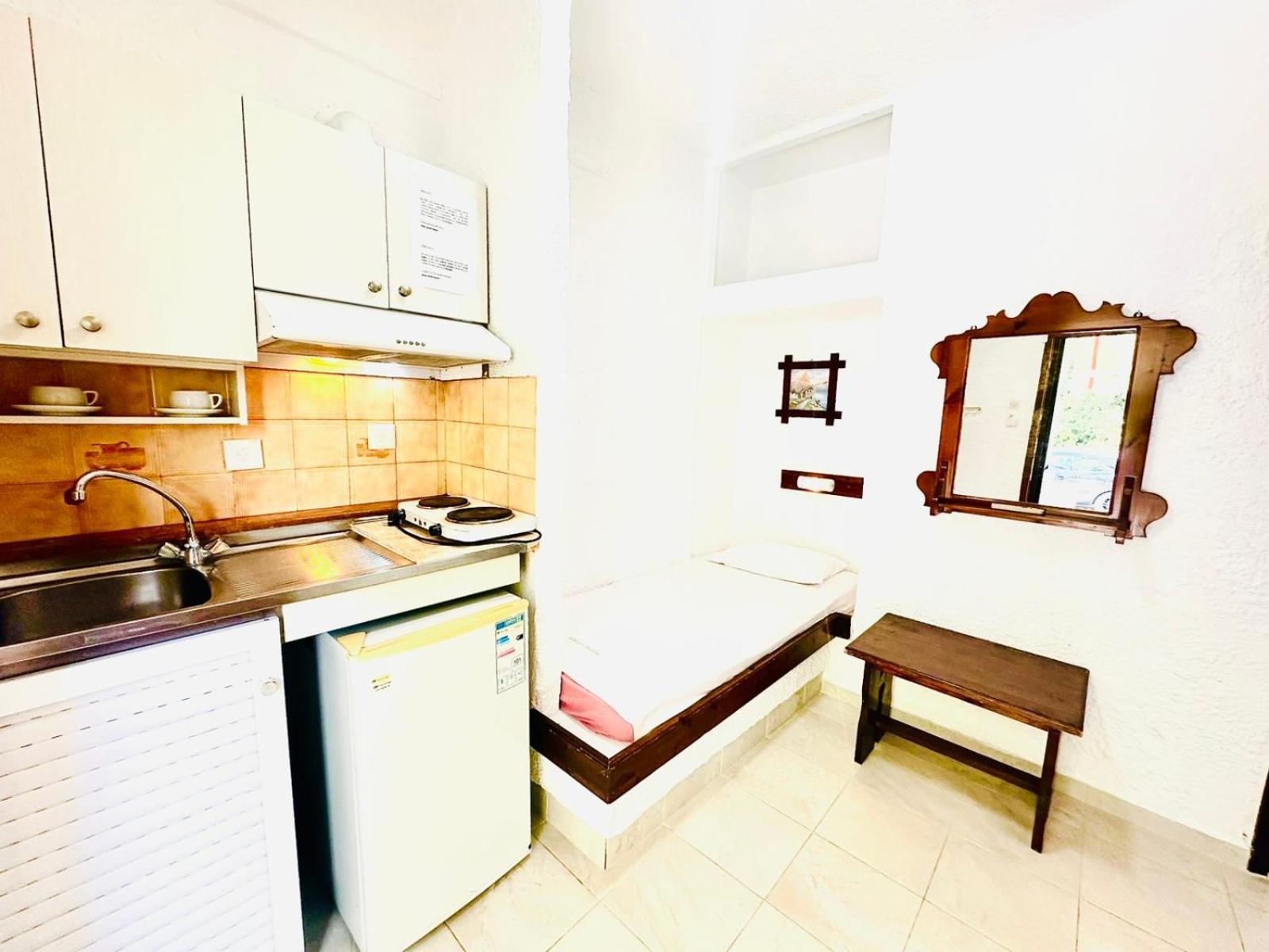 Argo Apartments เนอาโปติไดอา ห้อง รูปภาพ